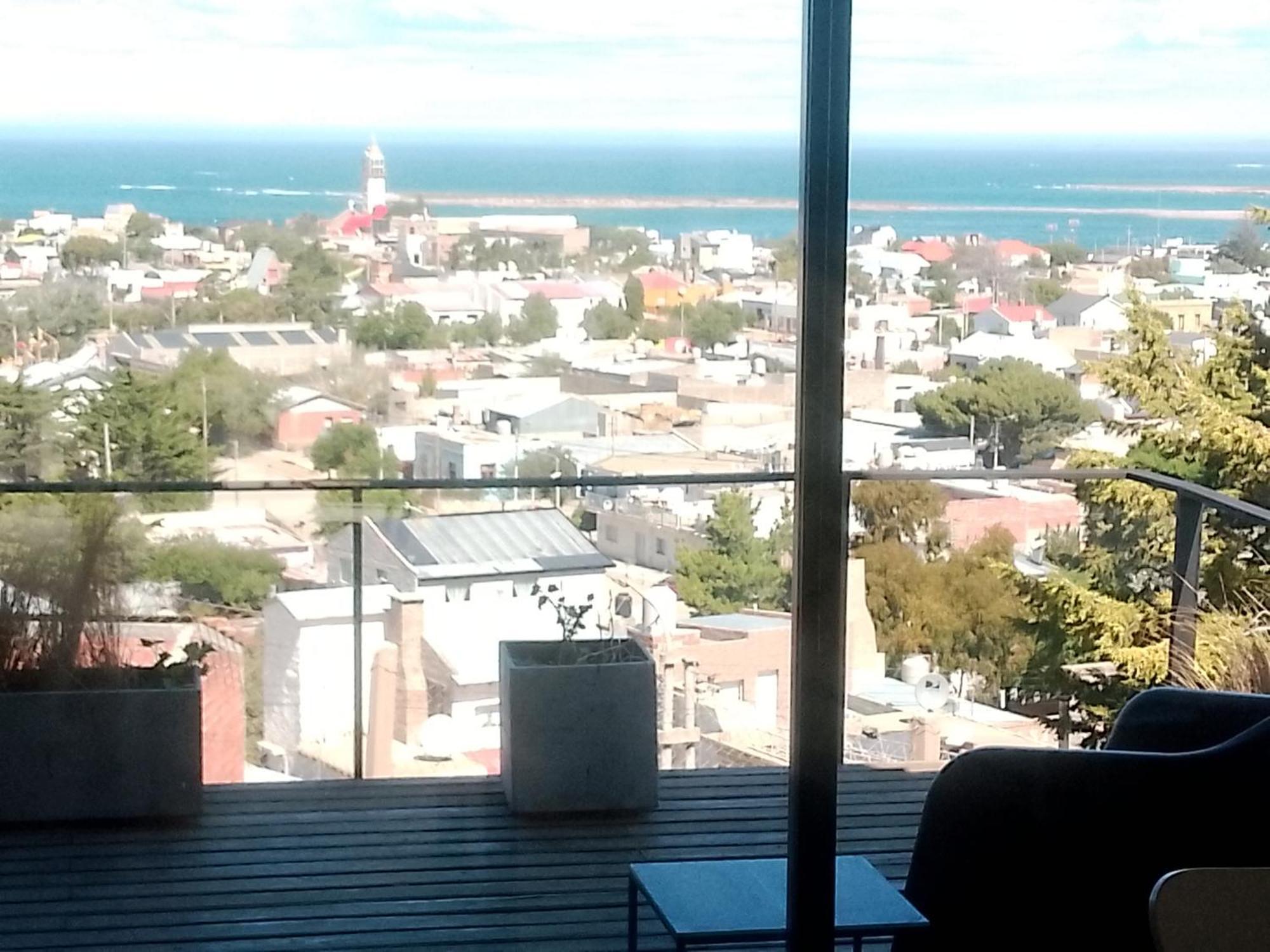 Homu Dep - Puerto Deseado Apartment Luaran gambar